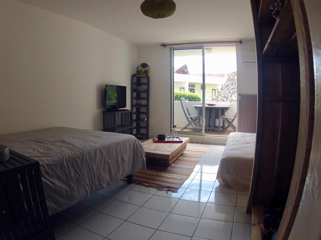 Apartamento A Deux Pas De L'Ocean Saint-Gilles-les-Bains Exterior foto