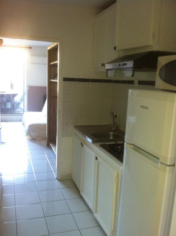 Apartamento A Deux Pas De L'Ocean Saint-Gilles-les-Bains Exterior foto