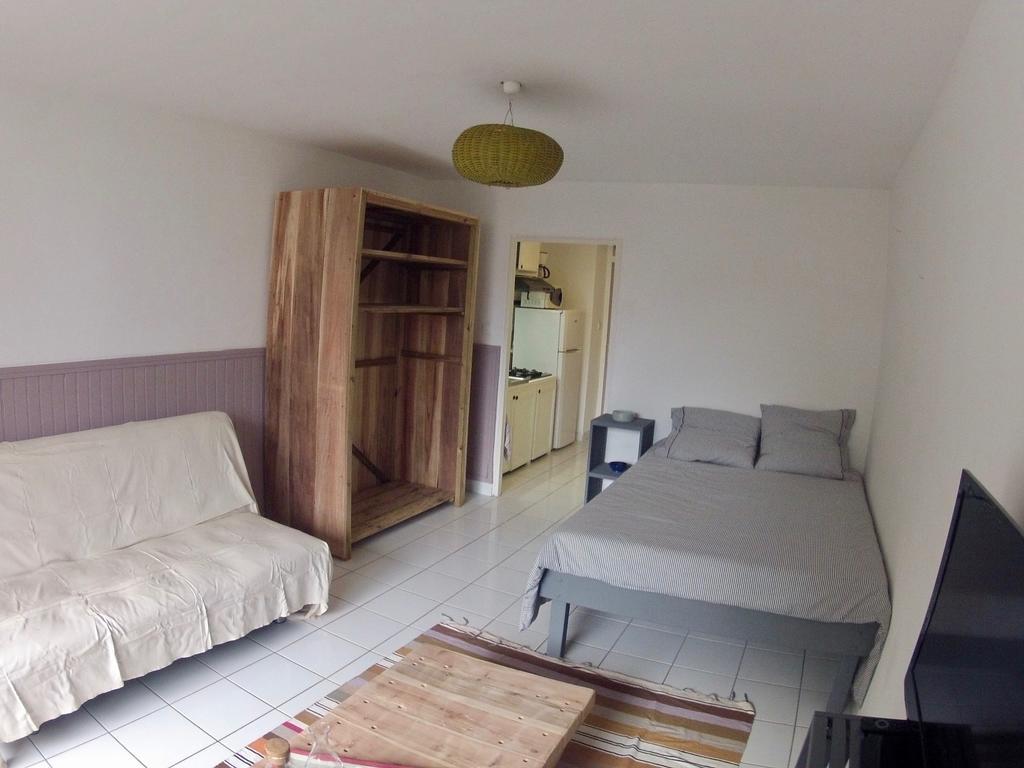 Apartamento A Deux Pas De L'Ocean Saint-Gilles-les-Bains Exterior foto