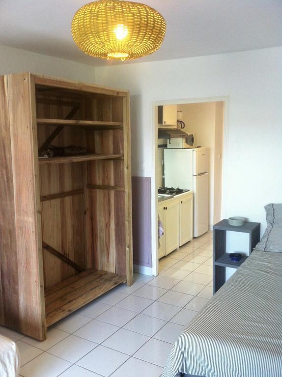 Apartamento A Deux Pas De L'Ocean Saint-Gilles-les-Bains Exterior foto